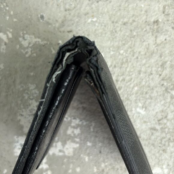 Vintage Louis Vuitton wallet - Picture 3 of 10